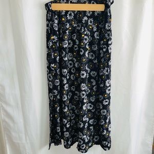 Midi floral skirt
